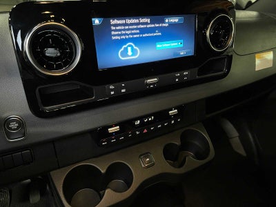 2026 Mercedes-Benz Sprinter Passenger 2500 Standard Roof I4 Diesel HO 144 AWD