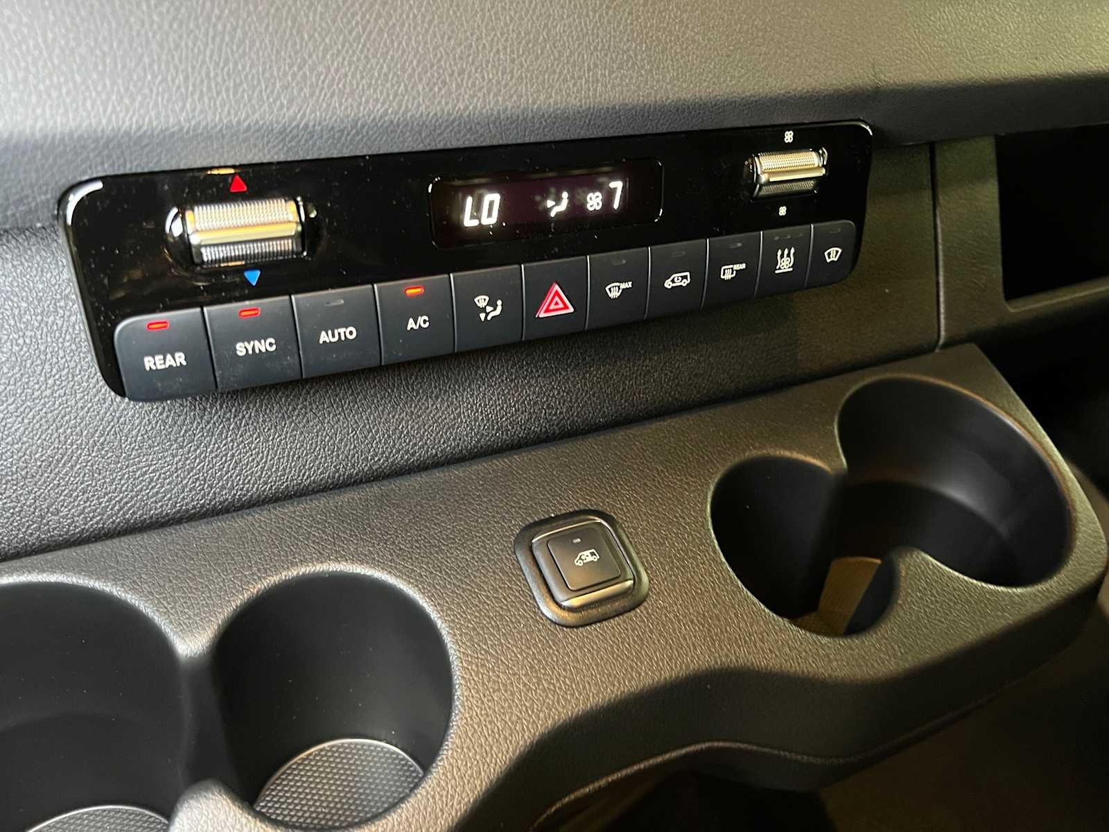 2026 Mercedes-Benz Sprinter Passenger 2500 Standard Roof I4 Diesel HO 144 AWD