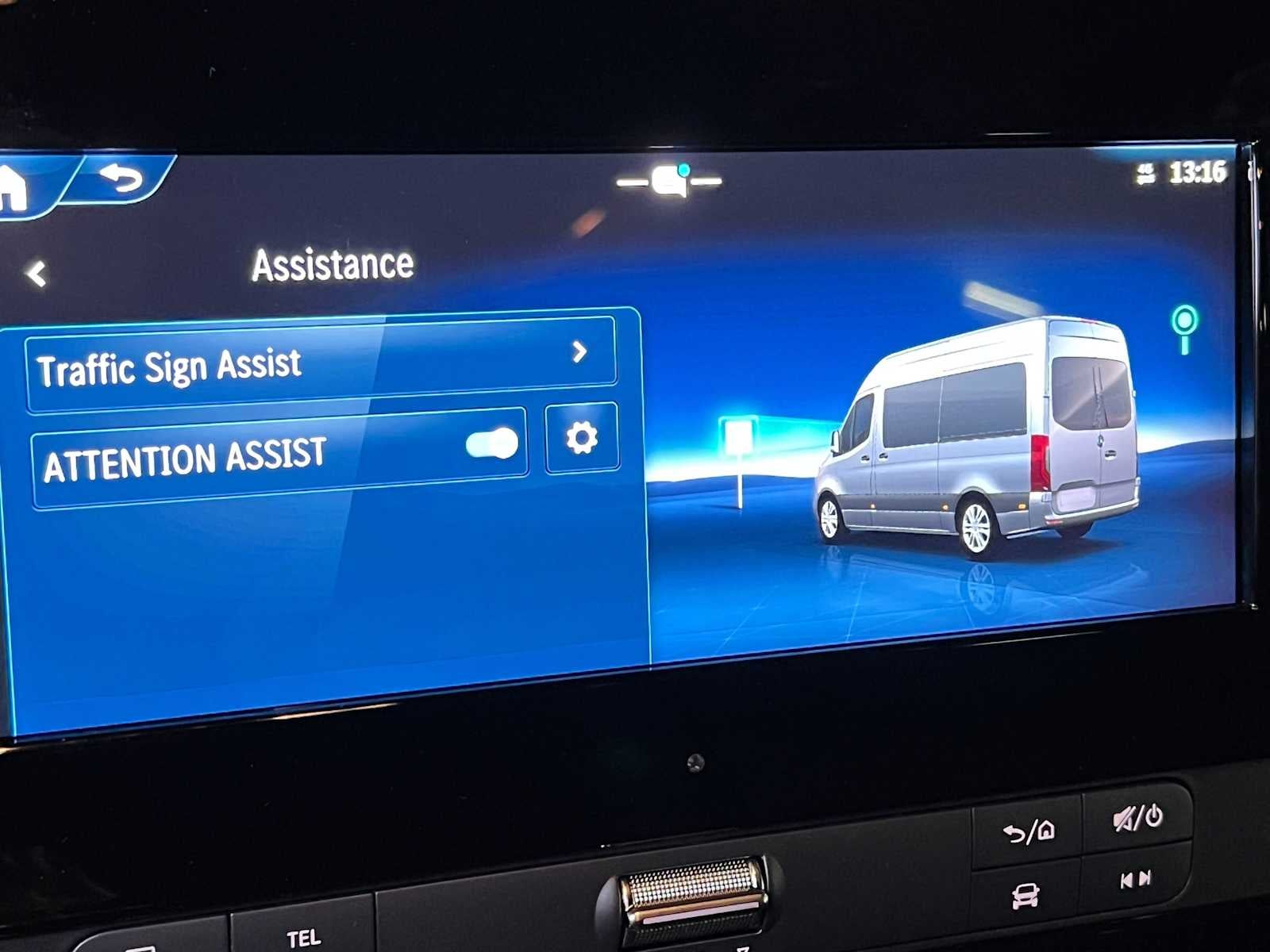 2026 Mercedes-Benz Sprinter Passenger 2500 Standard Roof I4 Diesel HO 144 AWD