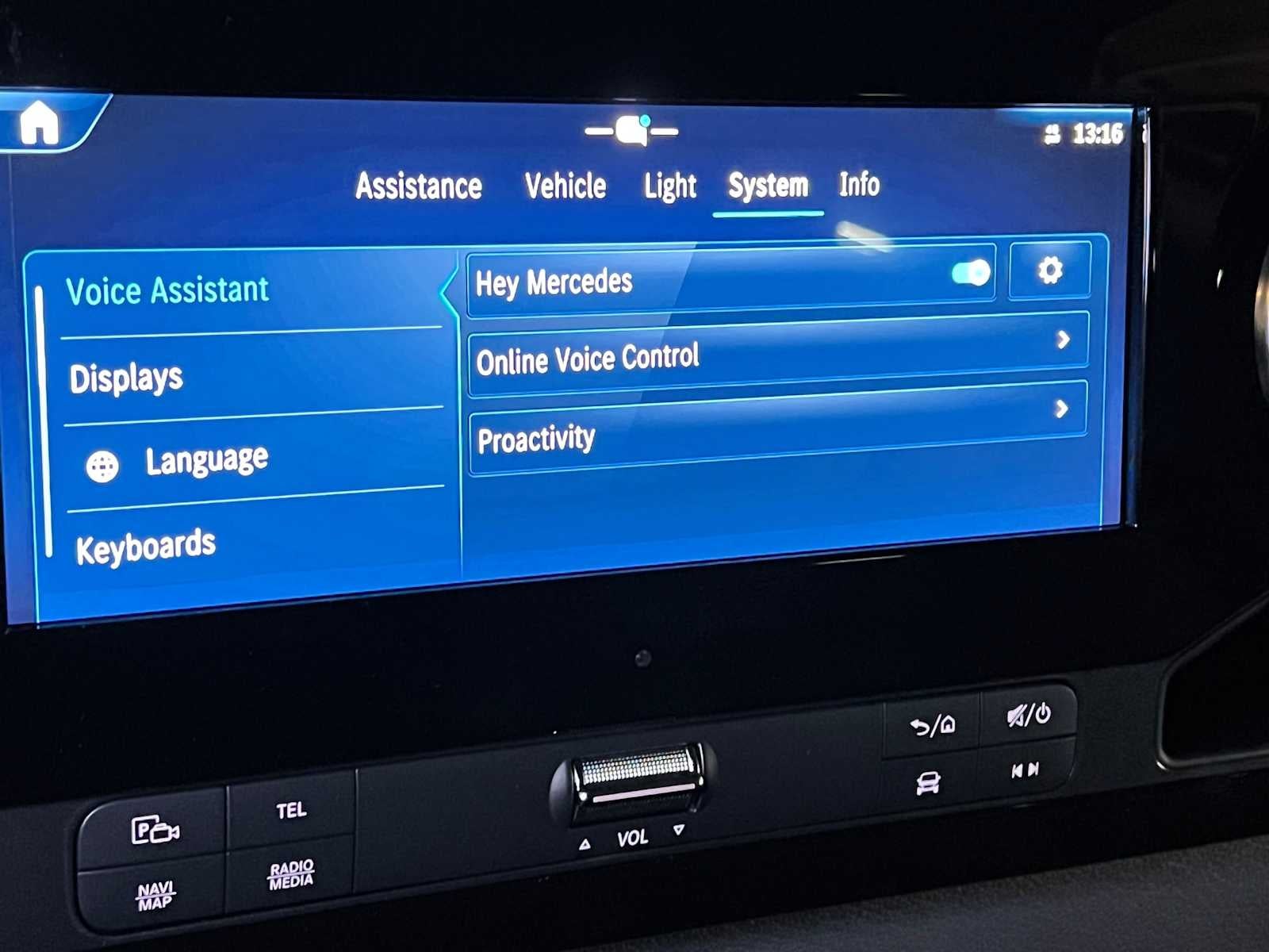 2026 Mercedes-Benz Sprinter Passenger 2500 Standard Roof I4 Diesel HO 144 AWD