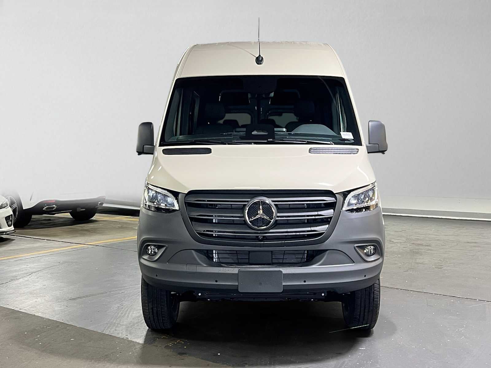 2026 Mercedes-Benz Sprinter Passenger 2500 Standard Roof I4 Diesel HO 144 AWD