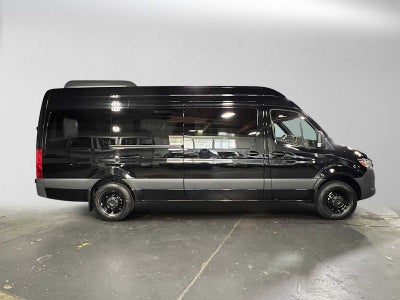2024 Mercedes-Benz Sprinter Passenger Van 2500 High Roof I4 Diesel HO 170 RWD