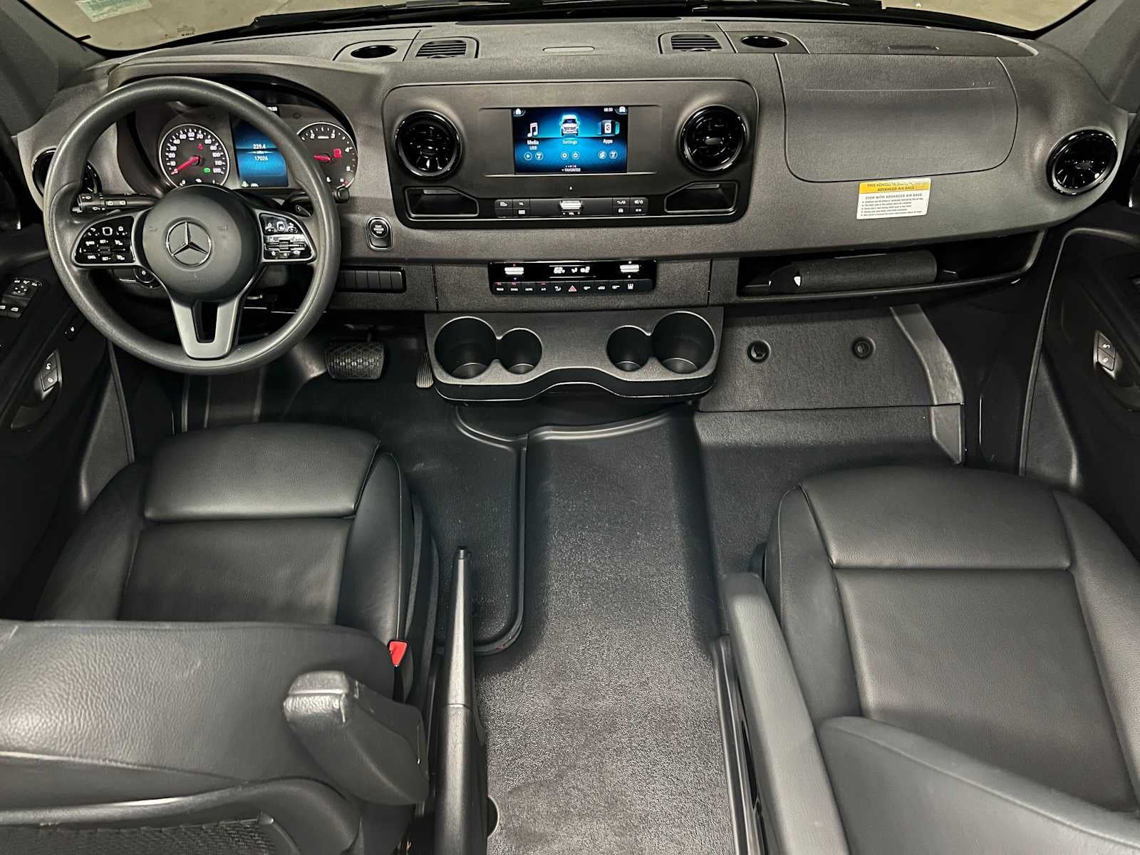 2024 Mercedes-Benz Sprinter Passenger Van 2500 High Roof I4 Diesel HO 170 RWD