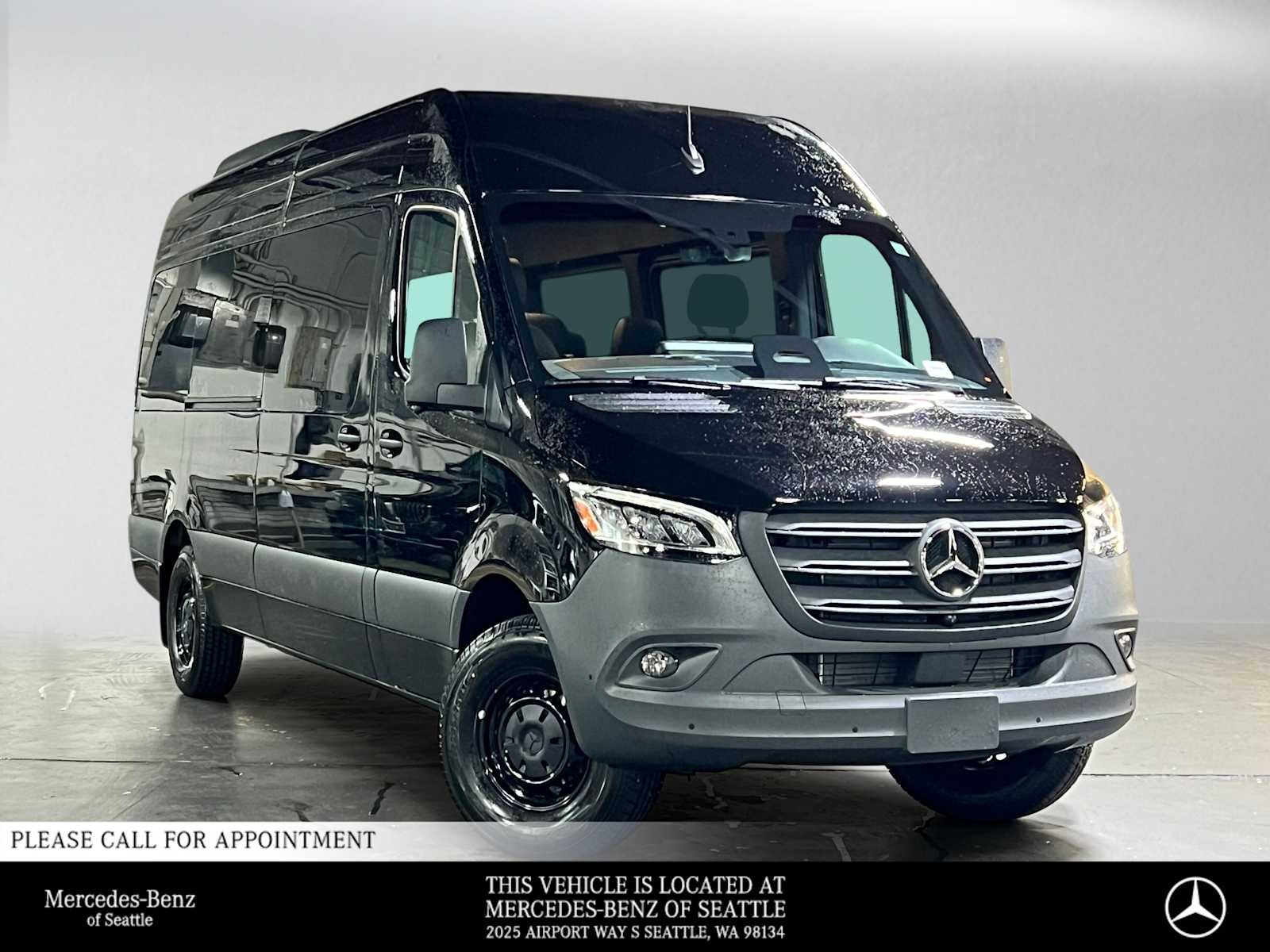 2026 Mercedes-Benz Sprinter Passenger Van 2500 High Roof I4 Diesel HO 170 RWD