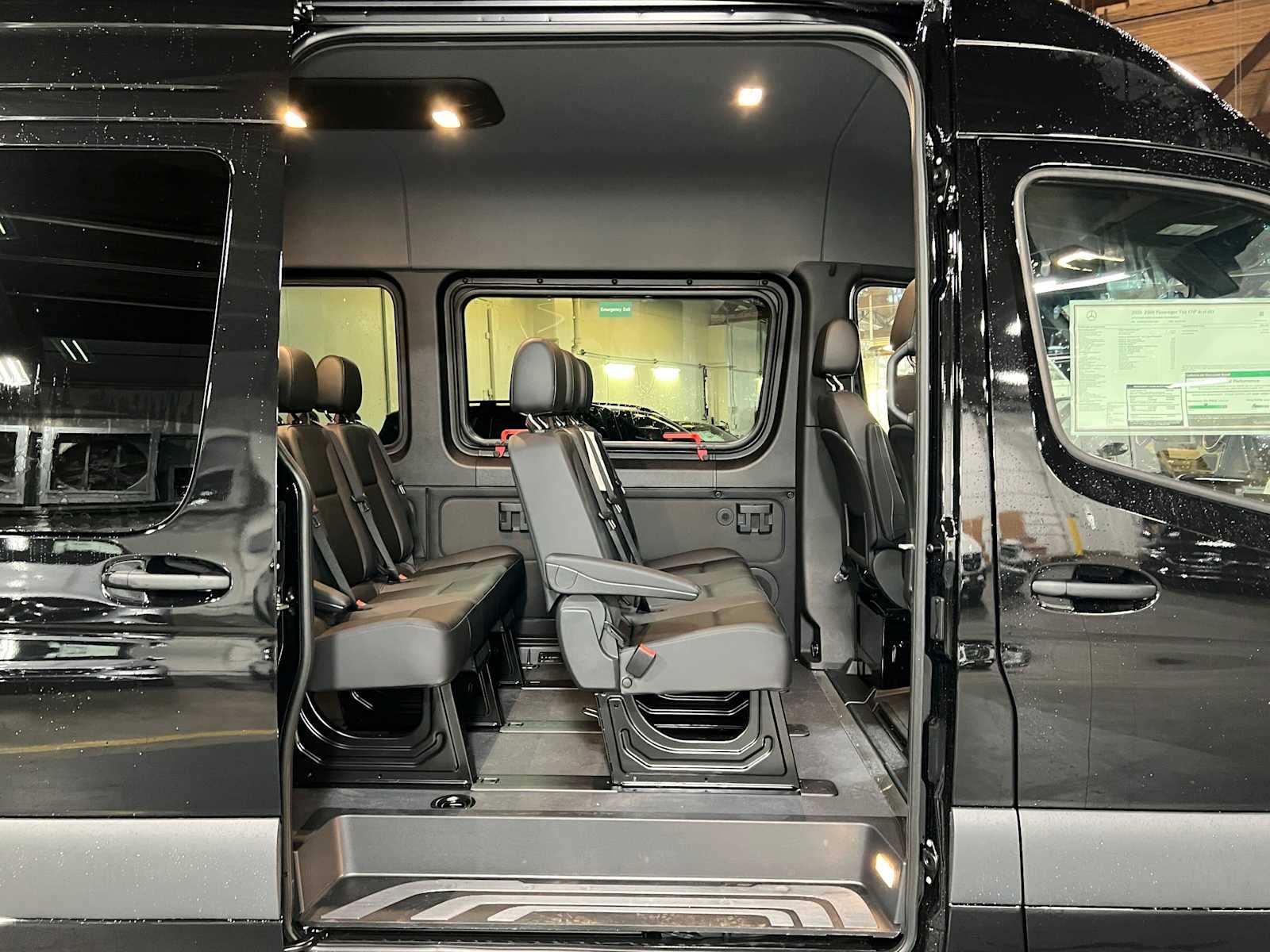 2026 Mercedes-Benz Sprinter Passenger Van 2500 High Roof I4 Diesel HO 170 RWD