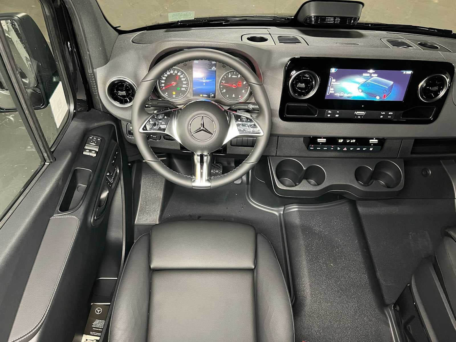 2026 Mercedes-Benz Sprinter Passenger Van 2500 High Roof I4 Diesel HO 170 RWD