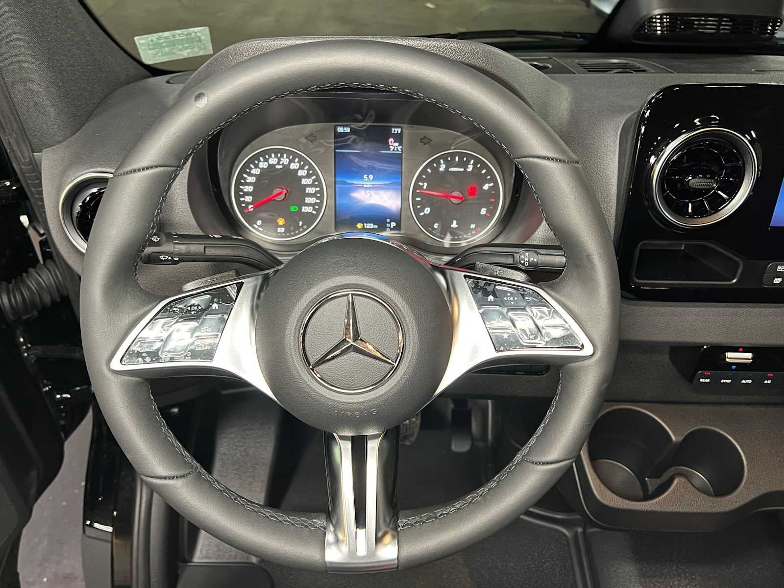 2026 Mercedes-Benz Sprinter Passenger Van 2500 High Roof I4 Diesel HO 170 RWD