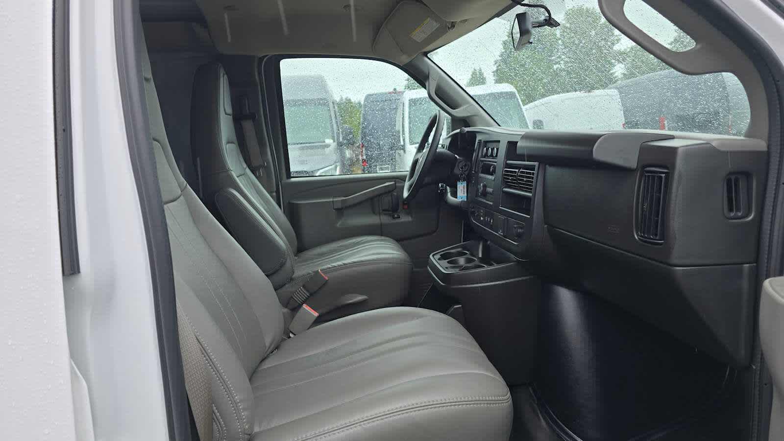 2025 Chevrolet Express Cargo Van RWD 2500 155"