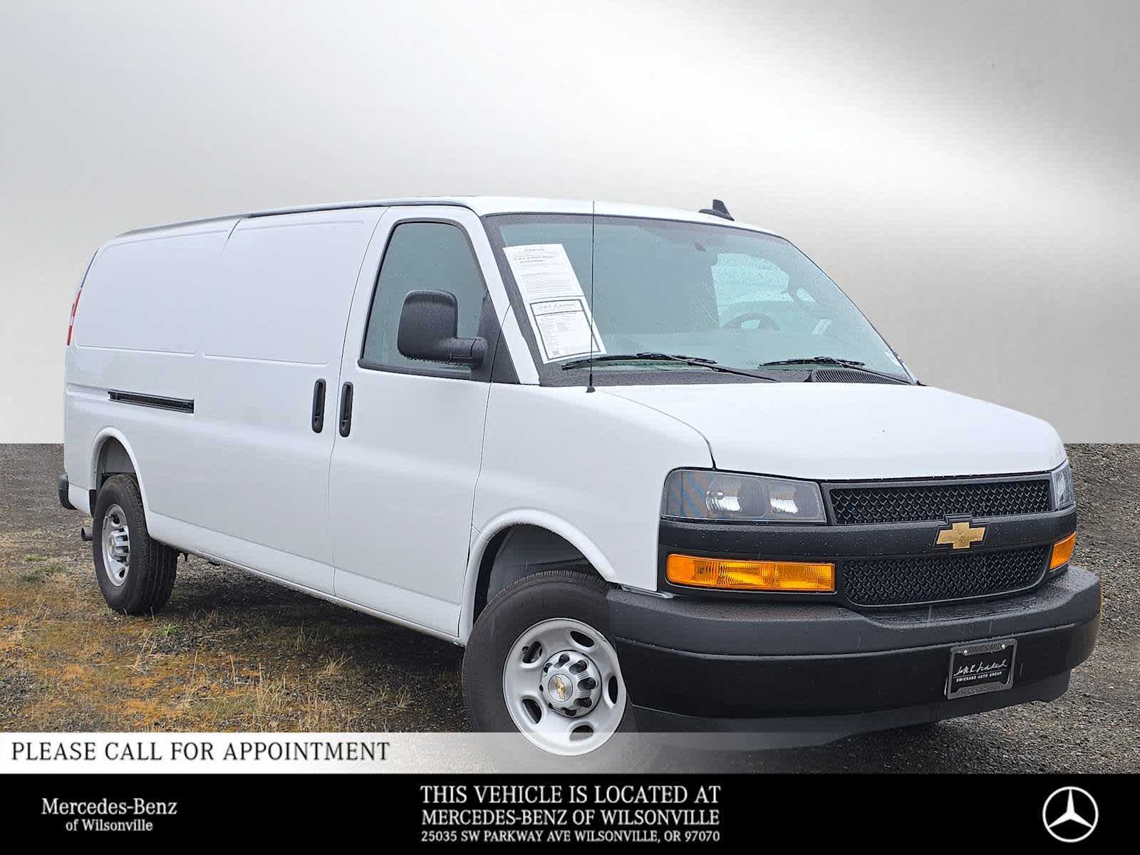 2025 Chevrolet Express Cargo Van RWD 2500 155"