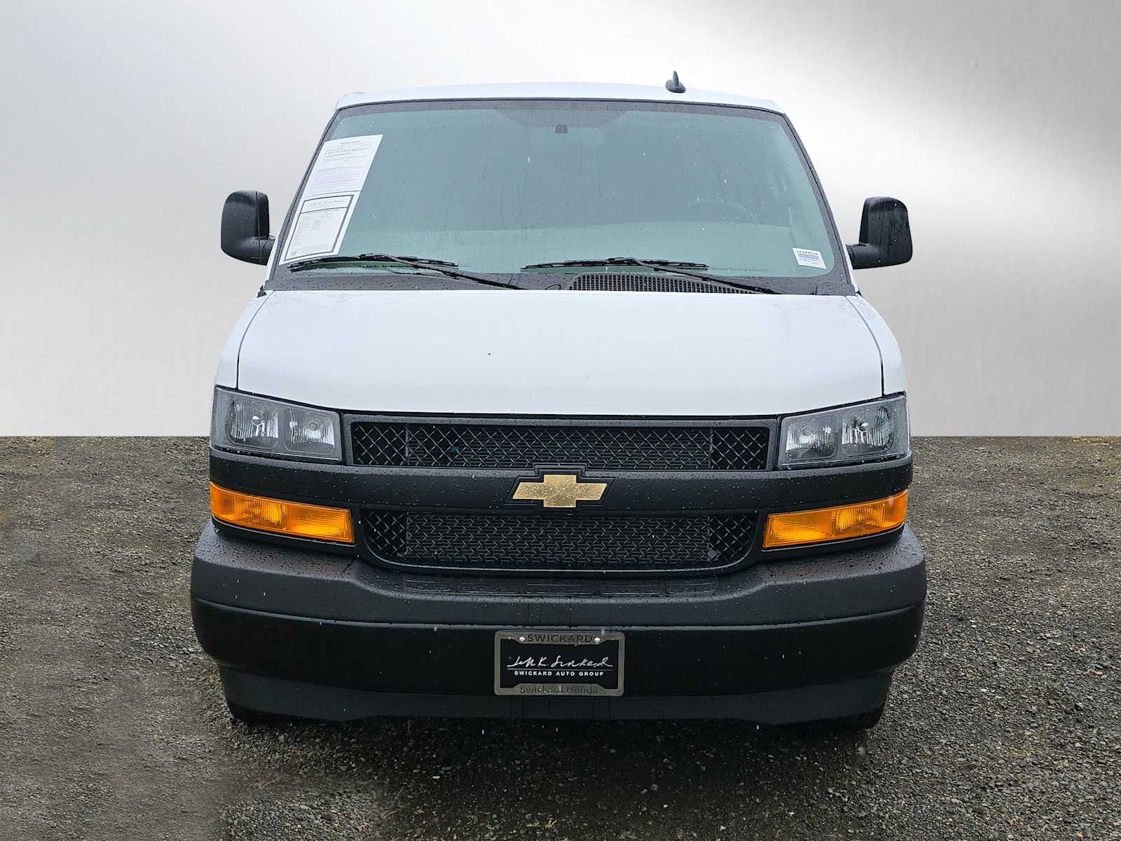 2025 Chevrolet Express Cargo Van RWD 2500 155"