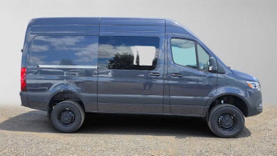2026 Mercedes-Benz Sprinter 2500 Standard Roof I4 Diesel HO 144 AWD