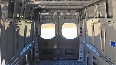 2026 Mercedes-Benz Sprinter 2500 Standard Roof I4 Diesel HO 144 AWD