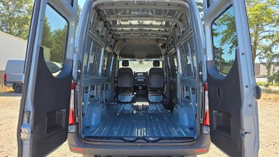 2026 Mercedes-Benz Sprinter 2500 Standard Roof I4 Diesel HO 144 AWD
