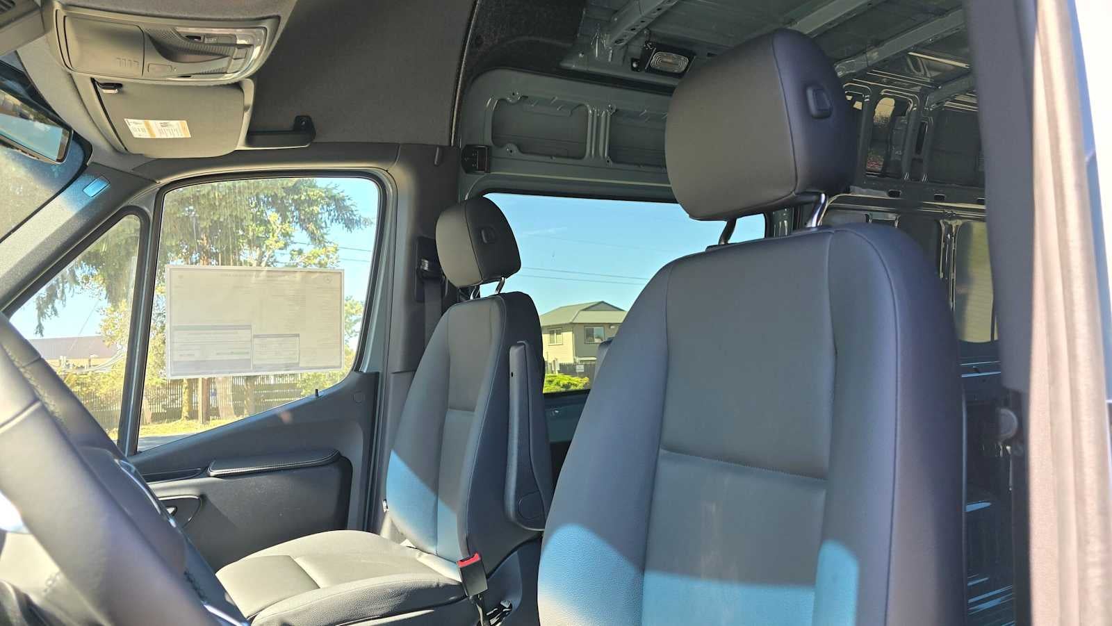2026 Mercedes-Benz Sprinter 2500 Standard Roof I4 Diesel HO 144 AWD