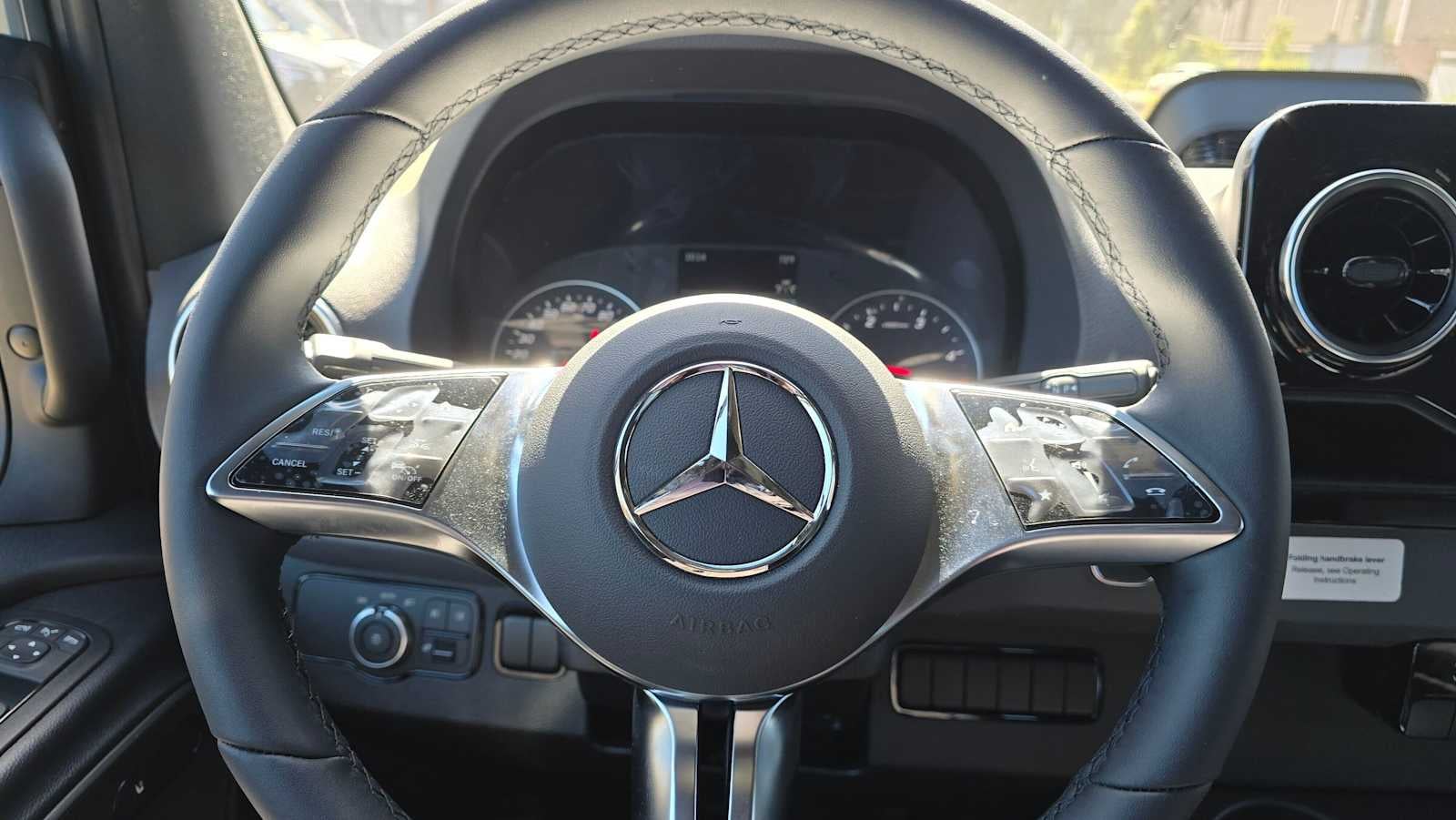 2026 Mercedes-Benz Sprinter 2500 Standard Roof I4 Diesel HO 144 AWD