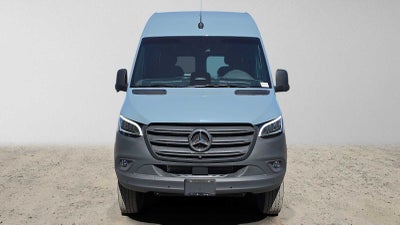2026 Mercedes-Benz Sprinter 2500 Standard Roof I4 Diesel HO 144 AWD