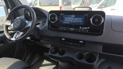 2026 Mercedes-Benz Sprinter Crew 2500 Standard Roof I4 Diesel HO 144 AWD