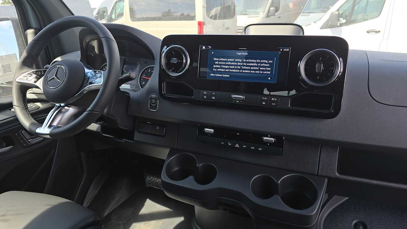 2026 Mercedes-Benz Sprinter Crew 2500 Standard Roof I4 Diesel HO 144 AWD