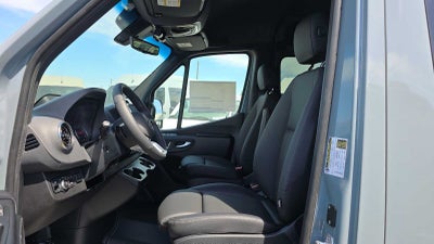 2026 Mercedes-Benz Sprinter Crew 2500 Standard Roof I4 Diesel HO 144 AWD
