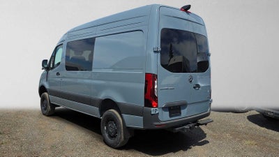 2026 Mercedes-Benz Sprinter Crew 2500 Standard Roof I4 Diesel HO 144 AWD