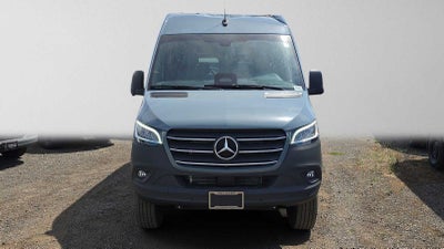 2026 Mercedes-Benz Sprinter Crew 2500 Standard Roof I4 Diesel HO 144 AWD
