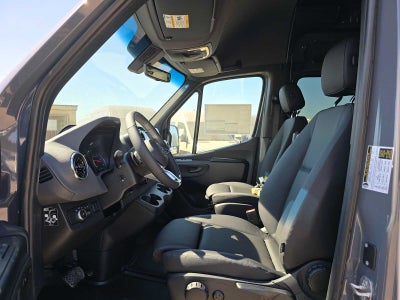 2026 Mercedes-Benz Sprinter Crew 2500 Standard Roof I4 Diesel HO 144 AWD