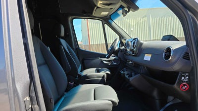 2026 Mercedes-Benz Sprinter Cargo 2500 Standard Roof I4 Diesel HO 144 AWD