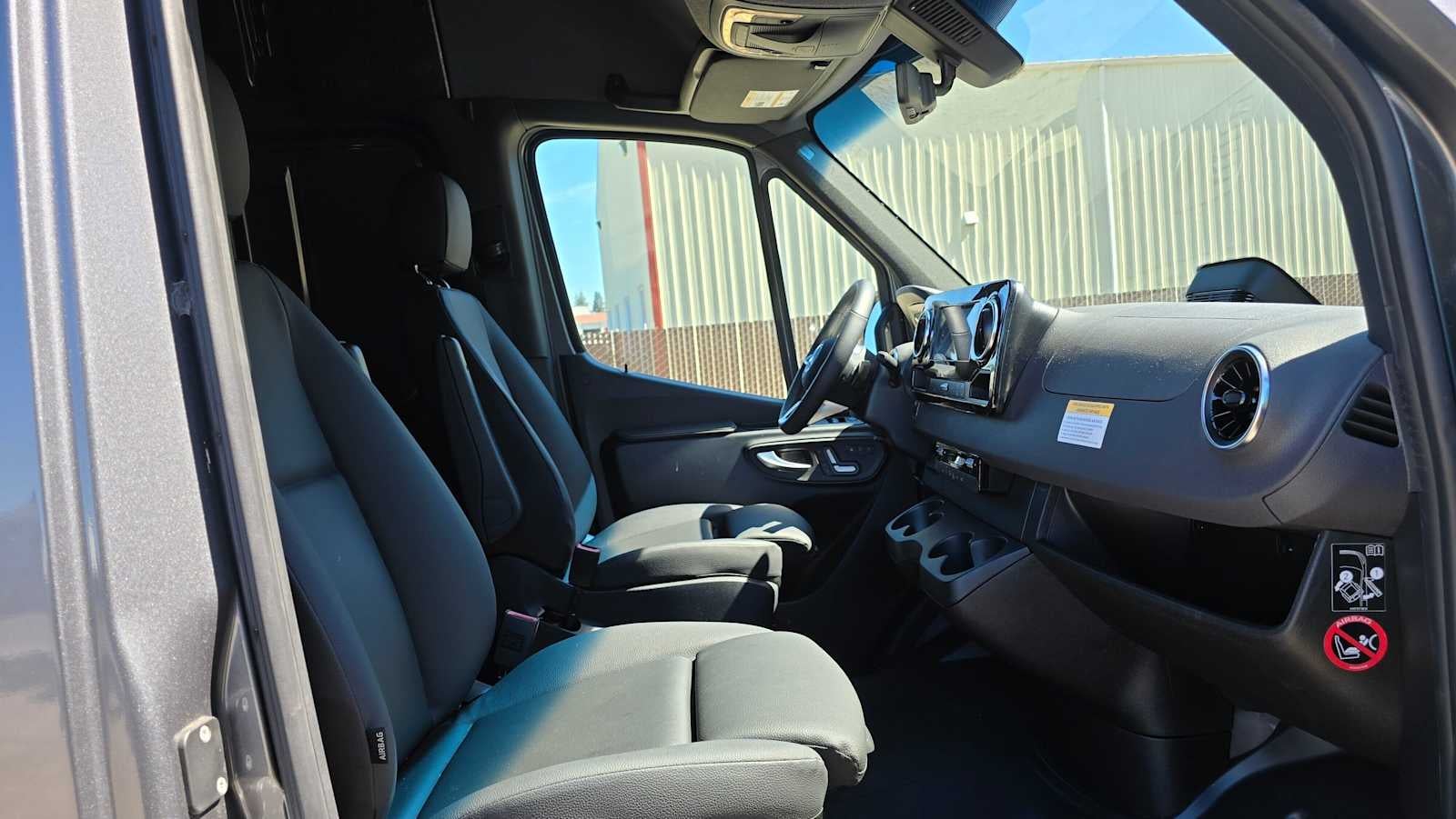 2026 Mercedes-Benz Sprinter Cargo 2500 Standard Roof I4 Diesel HO 144 AWD