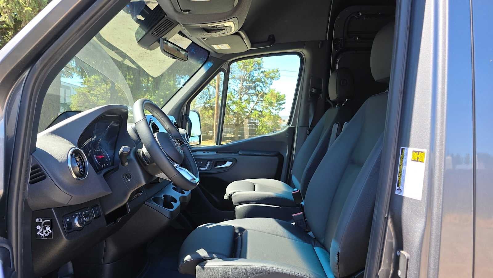 2026 Mercedes-Benz Sprinter Cargo 2500 Standard Roof I4 Diesel HO 144 AWD