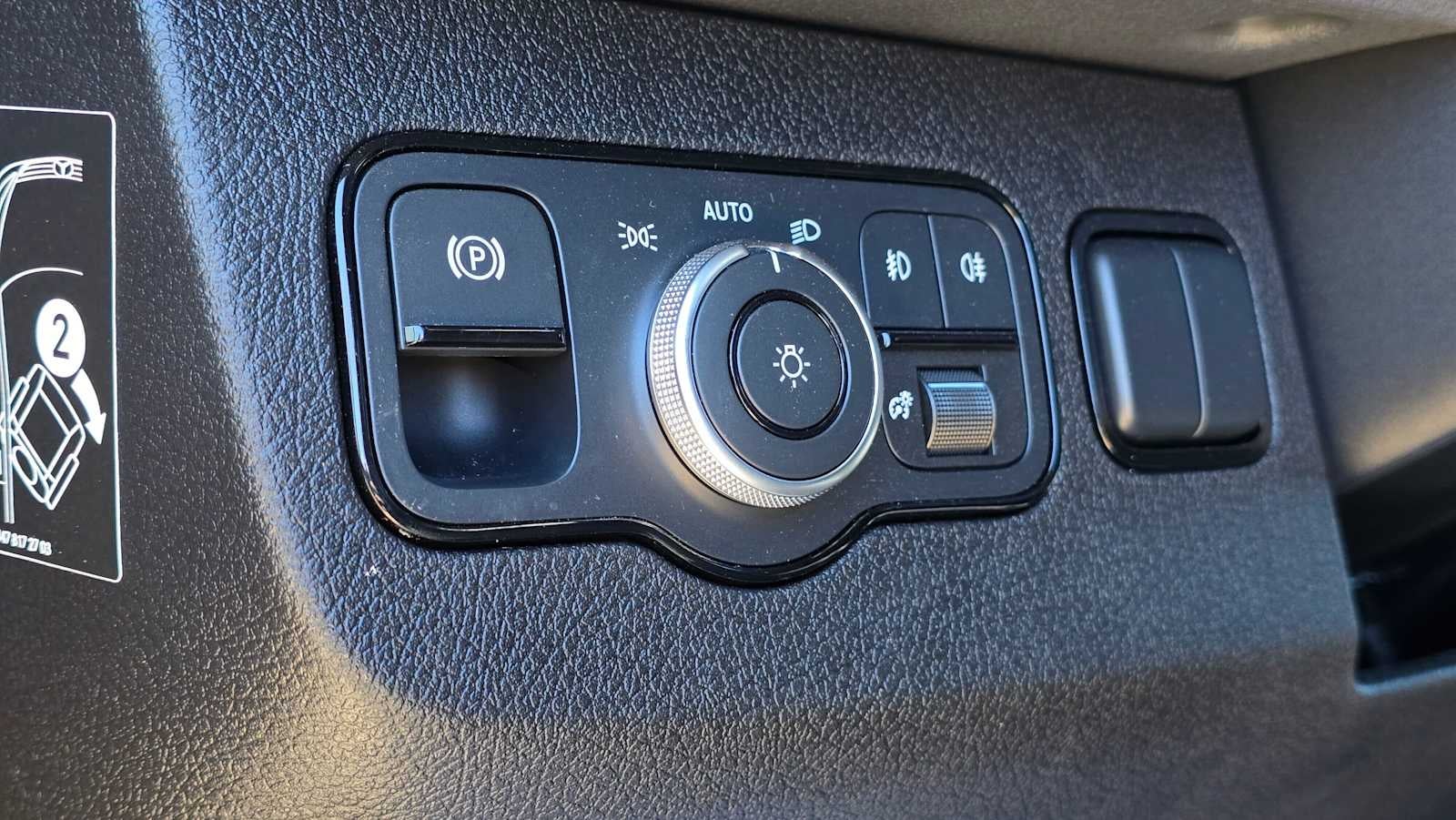 2026 Mercedes-Benz Sprinter Cargo 2500 Standard Roof I4 Diesel HO 144 AWD