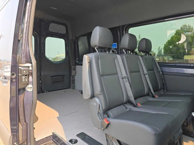 2026 Mercedes-Benz Sprinter Crew 2500 Standard Roof I4 Diesel HO 144 AWD