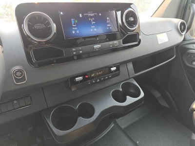 2026 Mercedes-Benz Sprinter Crew 2500 Standard Roof I4 Diesel HO 144 AWD