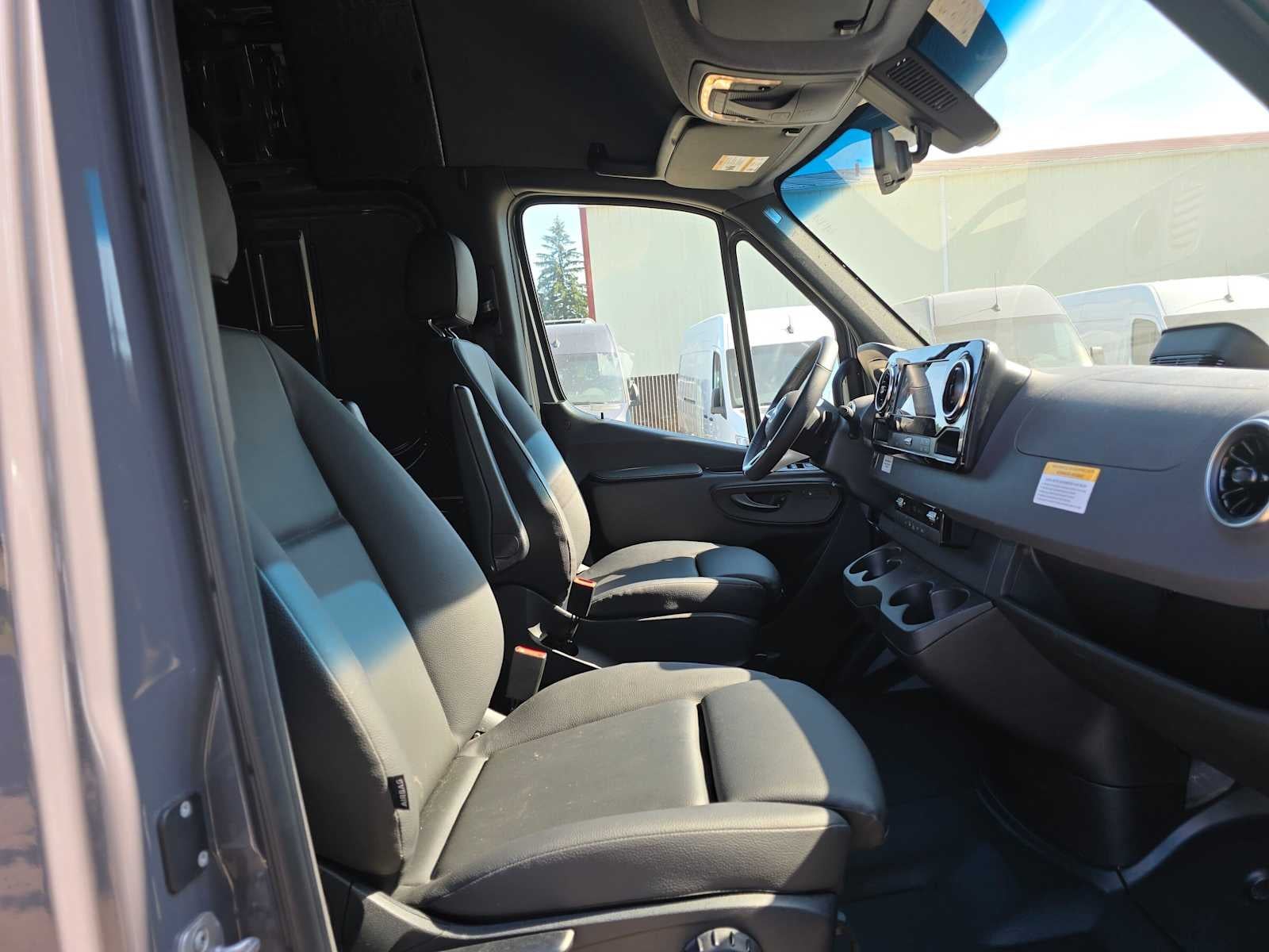 2026 Mercedes-Benz Sprinter 2500 Standard Roof I4 Diesel HO 144 AWD