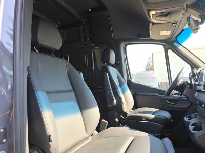 2026 Mercedes-Benz Sprinter 2500 Standard Roof I4 Diesel HO 144 AWD