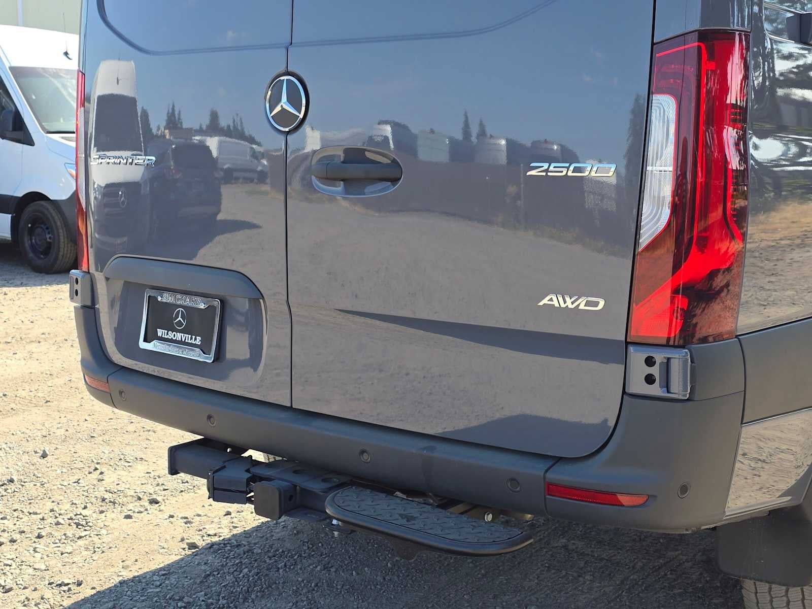 2026 Mercedes-Benz Sprinter 2500 Standard Roof I4 Diesel HO 144 AWD