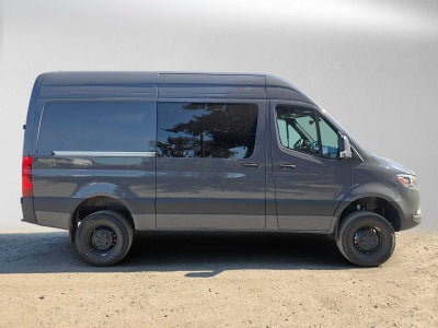 2026 Mercedes-Benz Sprinter 2500 Standard Roof I4 Diesel HO 144 AWD