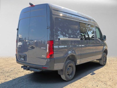 2026 Mercedes-Benz Sprinter 2500 Standard Roof I4 Diesel HO 144 AWD