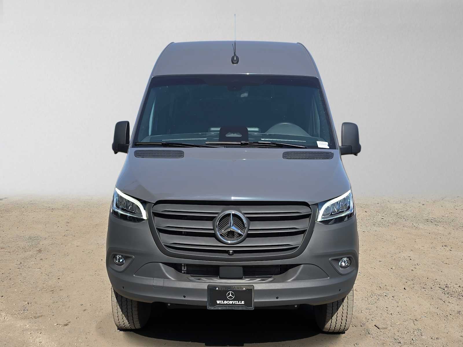 2026 Mercedes-Benz Sprinter 2500 Standard Roof I4 Diesel HO 144 AWD