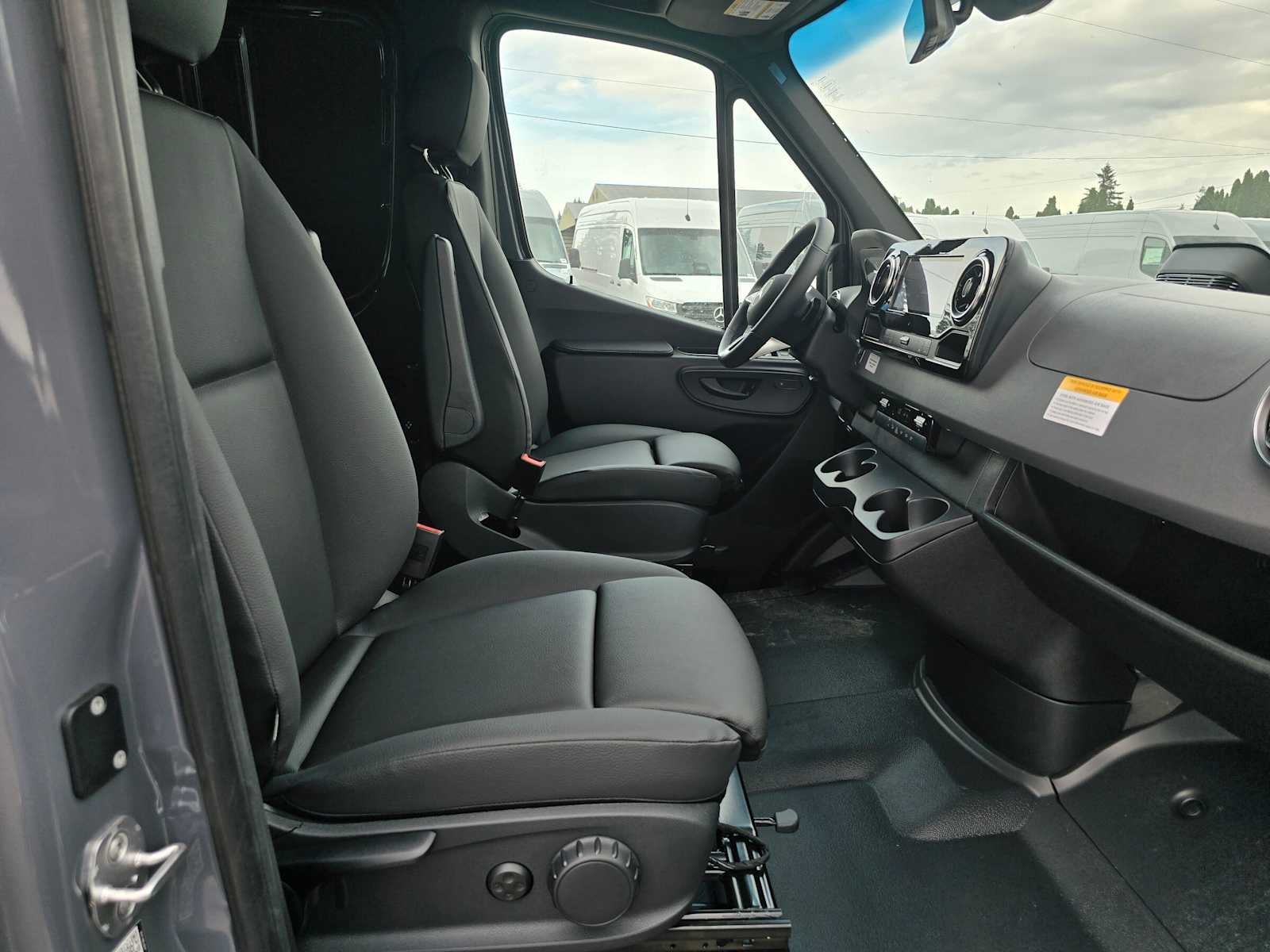 2026 Mercedes-Benz Sprinter Cargo 2500 Standard Roof I4 Diesel HO 144 AWD