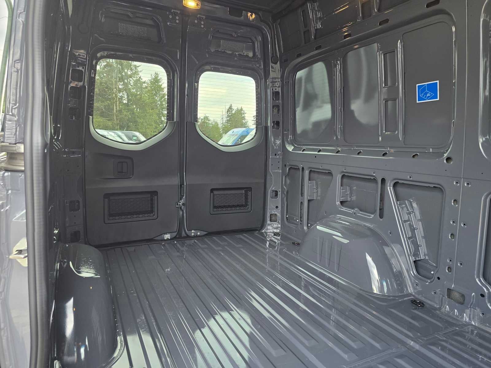 2026 Mercedes-Benz Sprinter Cargo 2500 Standard Roof I4 Diesel HO 144 AWD