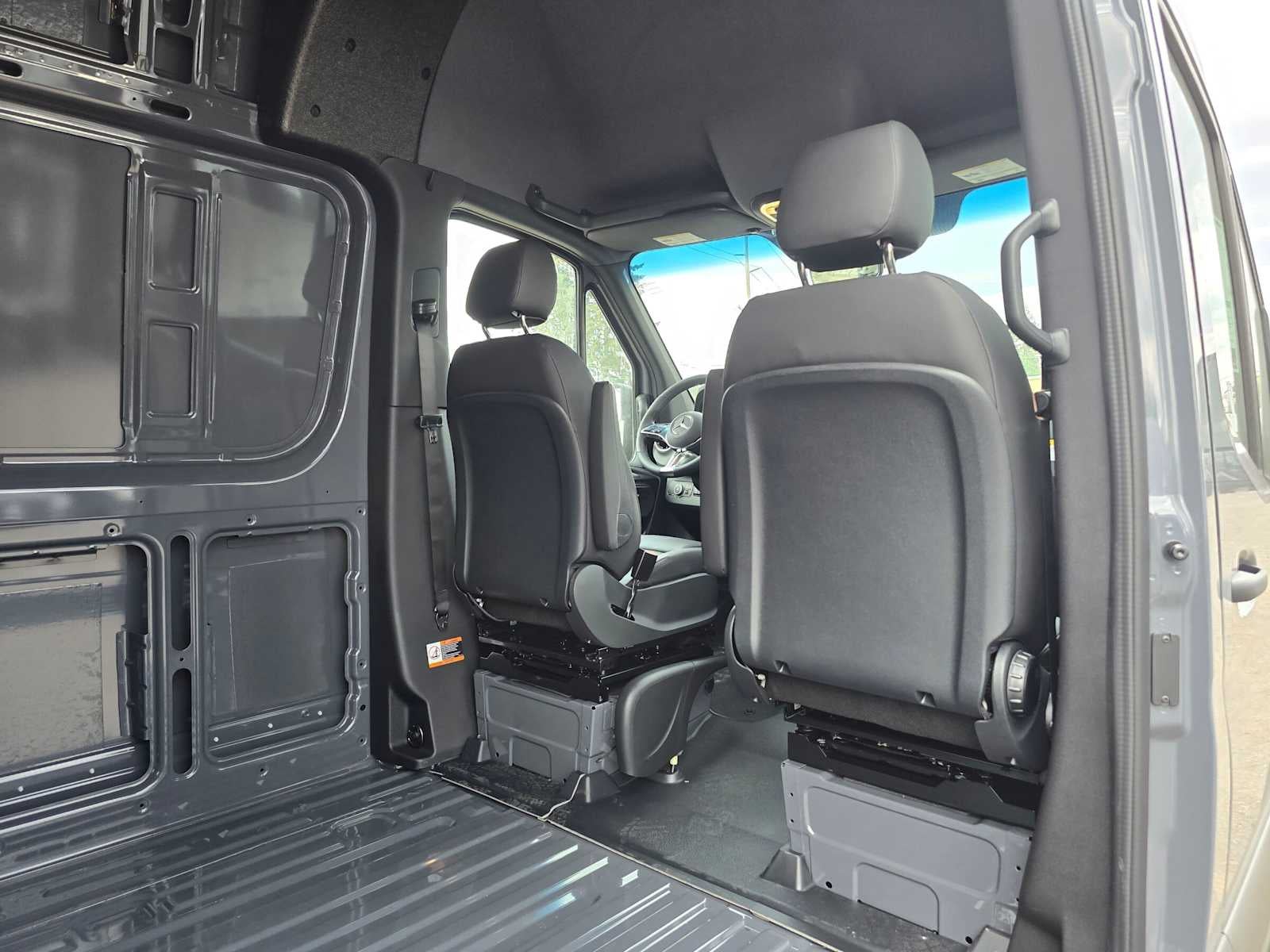 2026 Mercedes-Benz Sprinter Cargo 2500 Standard Roof I4 Diesel HO 144 AWD