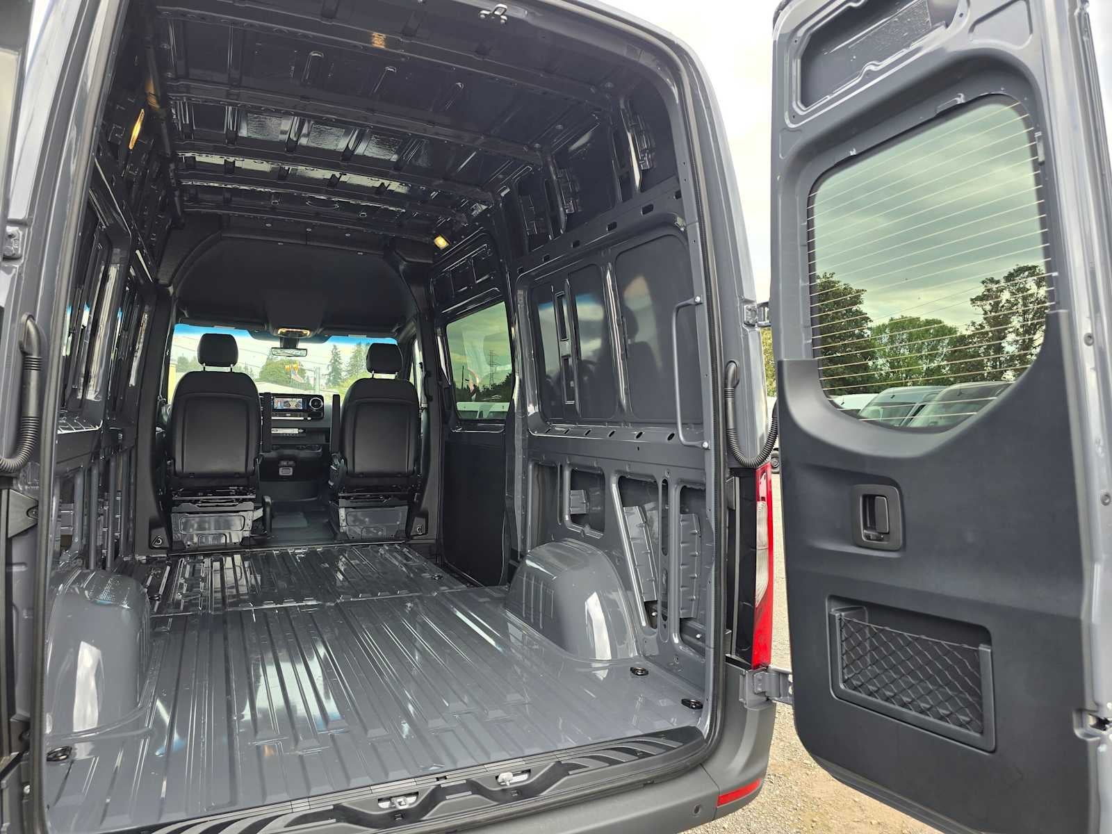 2026 Mercedes-Benz Sprinter Cargo 2500 Standard Roof I4 Diesel HO 144 AWD