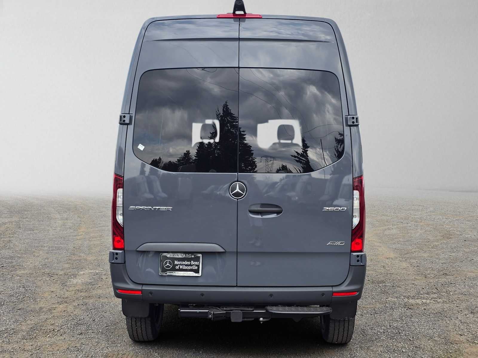 2026 Mercedes-Benz Sprinter Cargo 2500 Standard Roof I4 Diesel HO 144 AWD