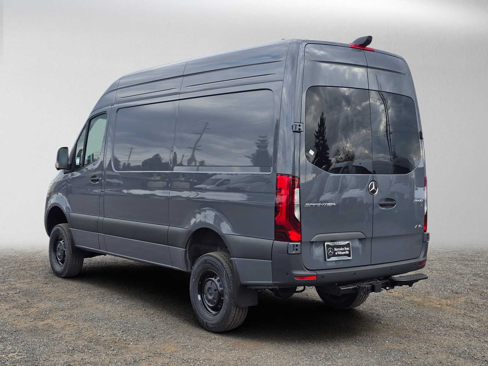 2026 Mercedes-Benz Sprinter Cargo 2500 Standard Roof I4 Diesel HO 144 AWD