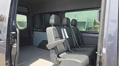 2026 Mercedes-Benz Sprinter 2500 Standard Roof I4 Diesel HO 144 AWD