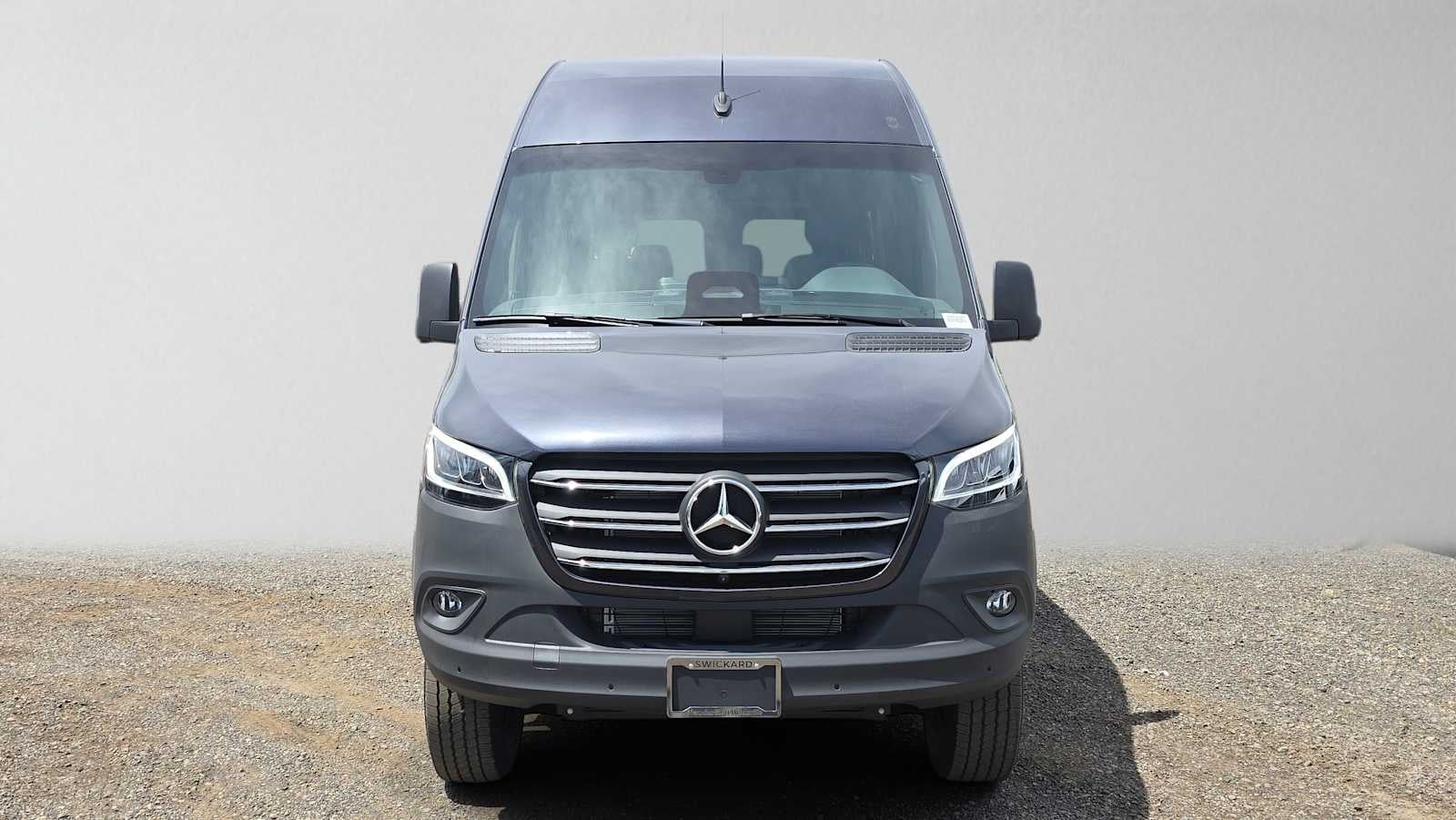 2026 Mercedes-Benz Sprinter 2500 Standard Roof I4 Diesel HO 144 AWD