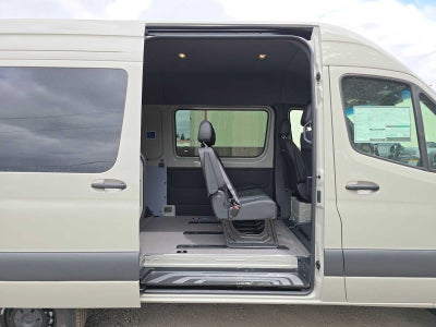 2026 Mercedes-Benz Sprinter Crew 2500 Standard Roof I4 Diesel HO 144 AWD