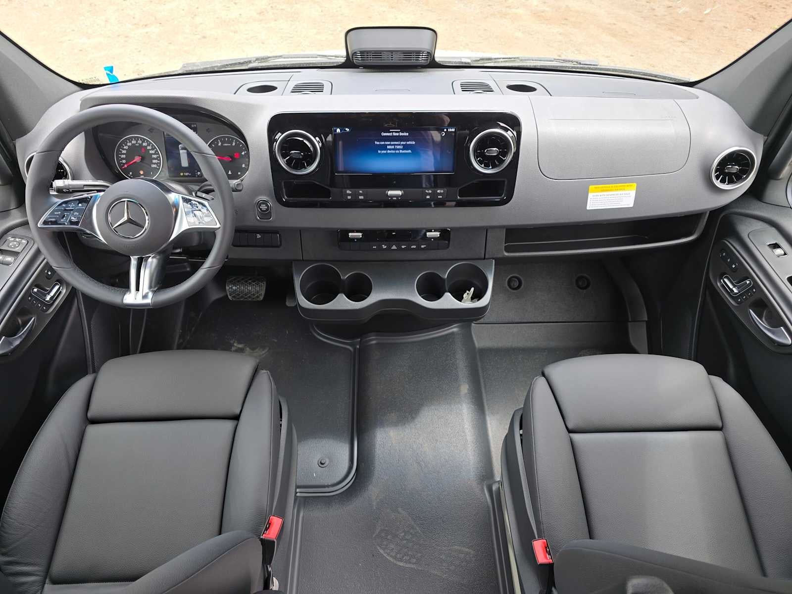 2026 Mercedes-Benz Sprinter Crew 2500 Standard Roof I4 Diesel HO 144 AWD