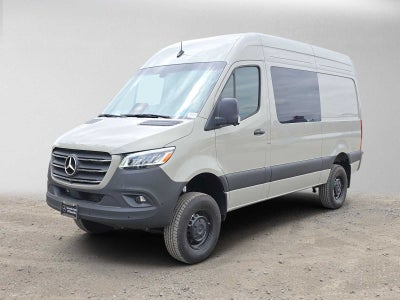 2026 Mercedes-Benz Sprinter Crew 2500 Standard Roof I4 Diesel HO 144 AWD