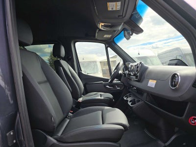 2026 Mercedes-Benz Sprinter Crew 2500 Standard Roof I4 Diesel HO 144 AWD
